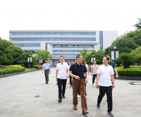 西宁市辅导赴黄冈调研918博天堂 共商高端丝绸项目落地大计
